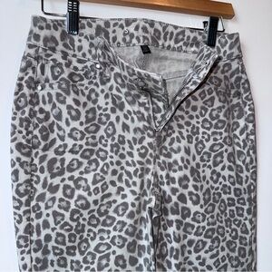 White House Black Market Skinny Ankle Pant High Rise Leopard Print NWOT Size 0